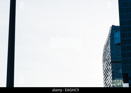 Gelbe hölzerne Bogenkonstruktion, Donau-City, DC, Wien, Österreich Stockfoto