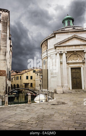 Santa Maria Maddalena in Cannaregio, in der Regel einfach als La Maddalena bezeichnet ist eine Kirche in Venedig, Italien, in die Sestiere von Stockfoto