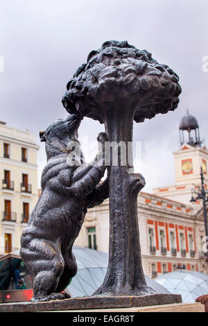 Bär und Mulberry Tree El Oso y El Madrono Statue Symbol der Madrid-Puerta del Sol-Tor der Sonne Quadrat-Madrid-Spanien Stockfoto