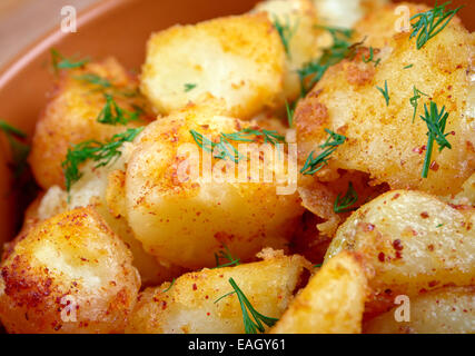 Jeera Aloo - Kartoffeln mit Kreuzkümmel gewürzt Stockfoto