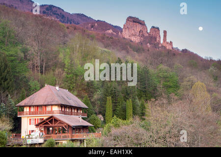 Tours de Saint-Jacques in der Naturpark des Massif de Bauges, Haute-Savoie, Rhône-Alpes, Frankreich Stockfoto