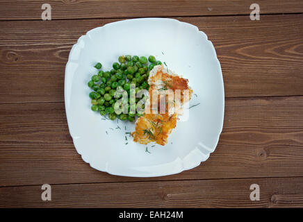 Stekt Fisk - wie Steke Dorsch, gegrilltes Steak Kabeljau in der skandinavischen Küche Stockfoto