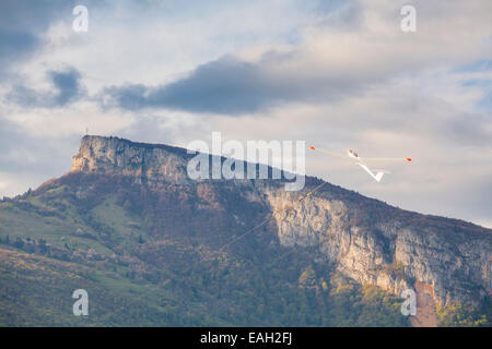 Gleiter rund um das Massif des Bauges in Savoie, Rhône-Alpes, Frankreich Stockfoto