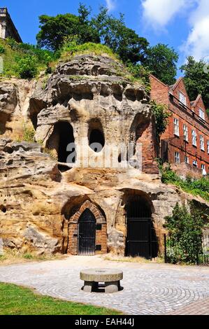 Schloss-Hügel Höhlen in Burgfelsen, Nottingham, Nottinghamshire, England, Vereinigtes Königreich, West-Europa. Stockfoto