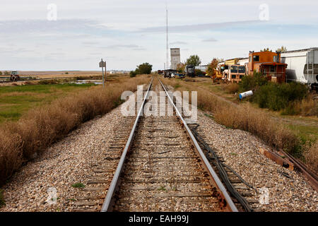 ehemalige kanadische pazifische Eisenbahn jetzt große Sandhills Eisenbahn durch Führer Saskatchewan Kanada Stockfoto