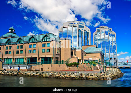 Marriott Harbourfront Hotel gesehen von der historischen Eigenschaften National Historic Site, Freibeuter Wharf in der Innenstadt von Halifax, Hali Stockfoto