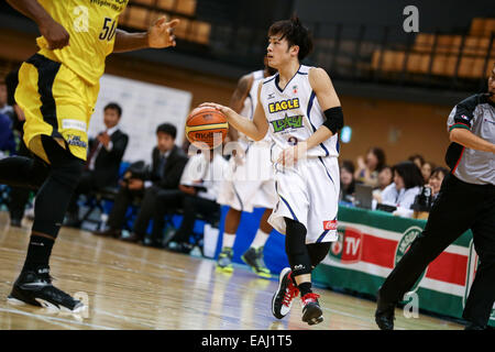 Esforta Arena Hachioji, Tokio, Japan. 15. November 2014. Asahi Tajima (Levanga), 15. November 2014 - Basketball: Basketball-Bundesliga "NBL" 2014-2015 zwischen Hitachi Sunrockers Tokio 73 57 Levanga Hokkaido am Esforta Arena Hachioji, Tokio, Japan übereinstimmen. © AFLO SPORT/Alamy Live-Nachrichten Stockfoto