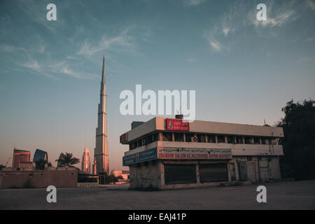 Burj Khalifa stock Foto von der Dubai desert Burj dubai Stockfoto