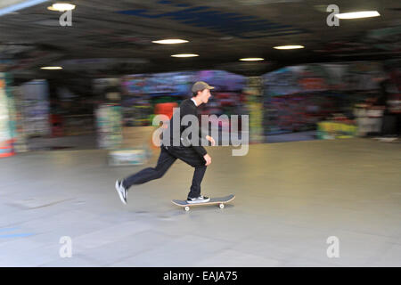 Southbank Centre Undercroft Skatepark Skate, London, England, UK Stockfoto