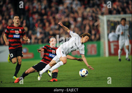 Die Western Sydney Wanderers schlagen Sanfrecce Hiroshima 2-0 ein 1-3-Defizit zu überwinden, nach die erste Etappe der Beseitigung Runde.  Mitwirkende: Ishihara Naoki wo: Sydney, Australien bei: 14. Mai 2014 Stockfoto