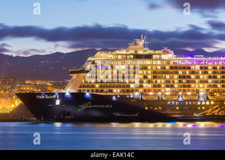 Umweltfreundliche Kreuzfahrtschiff, Mein Schiff 3, im Besitz von Tui Cruises, in Las Palmas, Gran Canaria, Kanarische Inseln Stockfoto