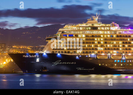 Umweltfreundliche Kreuzfahrtschiff, Mein Schiff 3, im Besitz von Tui Cruises, in Las Palmas, Gran Canaria, Kanarische Inseln Stockfoto