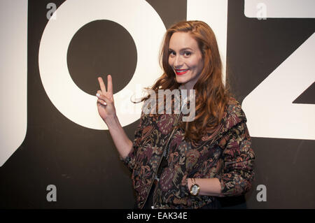 DJ Oliver Koletzki und Fran Koletzki vorbeischauen "Joiz - Dein Social TV" im Postbahnhof.  Mitwirkende: Fran Koletzki wo: Berlin, Deutschland bei: 14. Mai 2014 Stockfoto