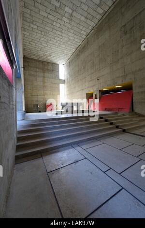 Kloster Sainte-Marie De La Tourette, Architekt Le Corbusier, Éveux, Rhône-Alpes, Frankreich Stockfoto