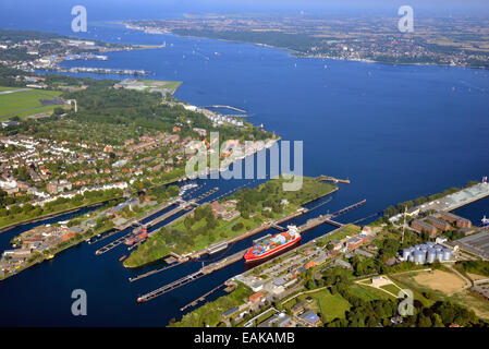 Schleusen Kiel-Holtenau, nördlichen Ende des Nord-Ostsee-Kanals, Nord-Ostsee-Kanal, Luftaufnahme, Kiel, Schleswig-Holstein, Deutschland Stockfoto