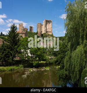 Burg von Herisson, Bourbonnais, Allier, Auvergne, Frankreich, Europa Stockfoto