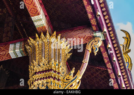 Details der Wat Phra Kaeo, der Tempel des Smaragd-Buddha, Bangkok, Thailand. Stockfoto