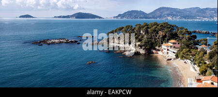 Landschaft des Golfo dei Poeti, Lerici. Fiascherino Strand, Italien Stockfoto