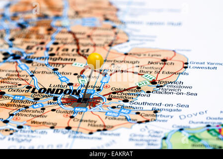 London, fixiert auf einer Karte von Europa Stockfoto