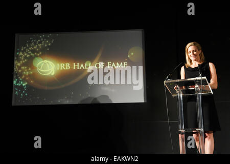 London, UK. 17. November 2014. Sportsender Gabby Logan die IRB Hall Of Fame Awards Zeremonie in London präsentiert. Bildnachweis: Elsie Kibue/Alamy Live-Nachrichten Stockfoto