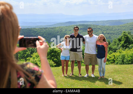 Freunde von Dan Ingalls Overlook, Bath County, Virginia in der Nähe von Homestead Resort Stockfoto