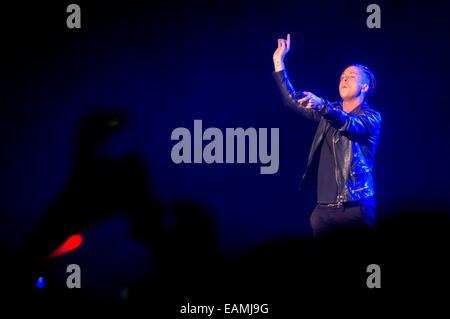 Prag, Tschechische Republik. 14. November 2014. Sänger der US-amerikanischen Band OneRepublic Ryan Tedder führt in Prag, Tschechische Republik, 14. November 2014. © Vit Simanek/CTK Foto/Alamy Live-Nachrichten Stockfoto