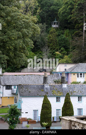 Portmeirion. Einen Überblick über das Dorf. Stockfoto