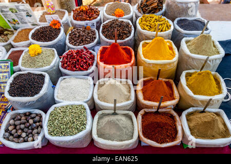 Würzen Sie, Stall, Flohmarkt in Anjuna, Anjuna, Goa, Indien Stockfoto