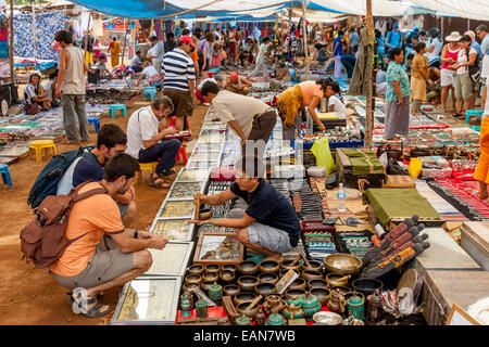 Anjuna Flohmarkt, Anjuna, Goa, Indien Stockfoto