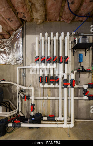 PVC-Rohr Sanitär-System im neuen Hauptaufbau Stockfoto