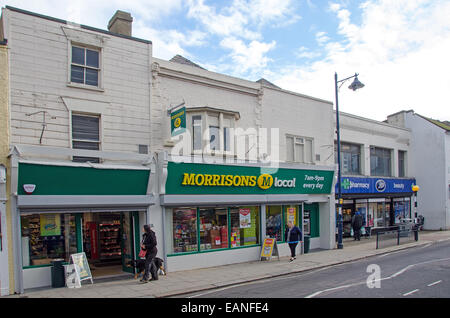 Ein Zweig der lokalen Morrisons in Whitstable, Großbritannien.  Kleinere Läden sind ein Wachstumsbereich für britische Supermärkte. Stockfoto