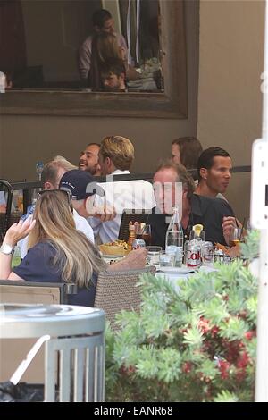 Eric Idle von Monty Python Ruhm Mittagessen mit Beverly Hills genießt: Eric Idle wo: Los Angeles, California, Vereinigte Staaten von Amerika bei: 17. Mai 2014 Stockfoto