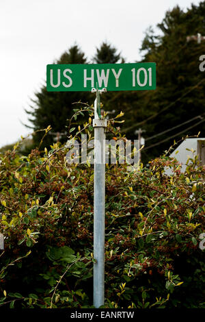 Kreuzung der Hwy 101 und Mund Smith River road Stockfoto