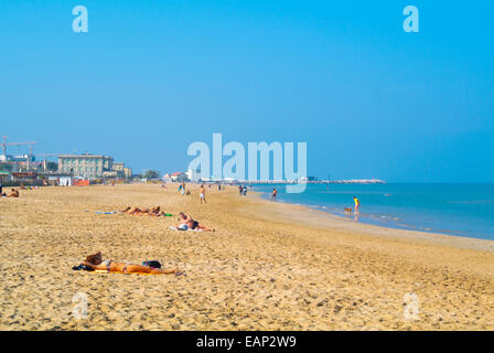 Hauptstrand, Pesaro, Marken, Italien Stockfoto