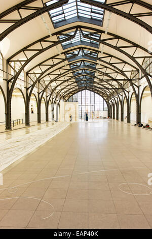 Hamburger Bahnhof Museum, vormals die Endstation für die Berlin-Hamburger Eisenbahn, ist jetzt ein Museum für zeitgenössische Kunst. Stockfoto