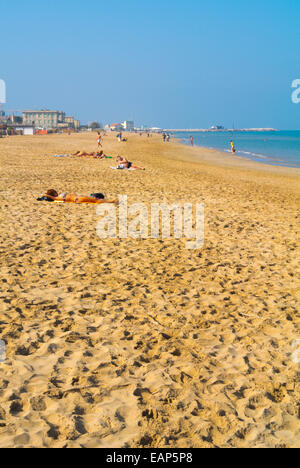 Hauptstrand, Pesaro, Marken, Italien Stockfoto