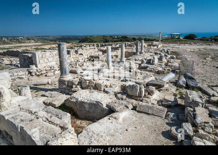 Antike römische Ruinen, bestehend aus der Agora, der Stoa und der Roman Nymphaeum in Kourion Cypern. Stockfoto