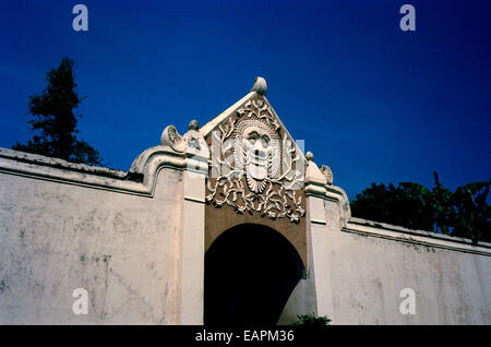 Sultanat Yogyakarta Badelandschaft Wasserschloss Taman Sari in Yogyakarta auf Java in Indonesien in Südostasien im Fernen Osten. Tourismus touristische Website Kunst Stockfoto