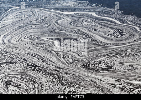 Wasser mit Swirly Mustern in Ottawa River Stockfoto