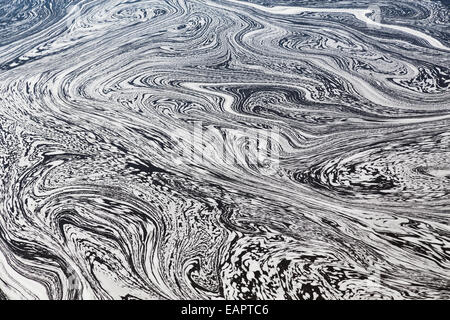 Wasser mit Swirly Mustern in Ottawa River Stockfoto