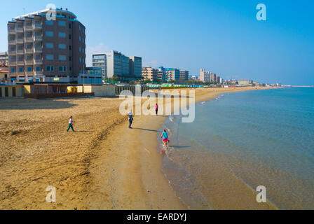 Hauptstrand, Pesaro, Marken, Italien Stockfoto