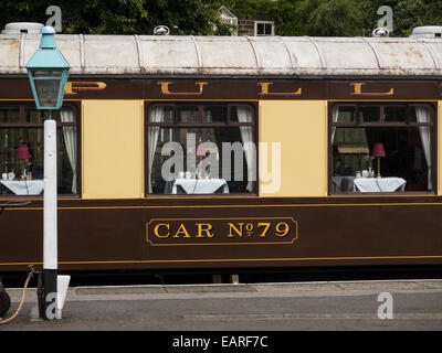 Detail des Jahrgangs Pullman trainieren Coaches an Grosmont Station, auf der North Yorkshire Moors Railway, in der Nähe von Whitby, North Yorkshire, Stockfoto