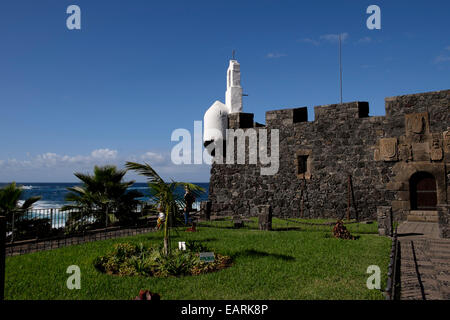 Die Burg von San Miguel an der Küste in Garachico, Teneriffa, Kanarische Inseln, Spanien. Stockfoto