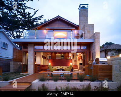 Hinter modernen Haus mit Gartenterrasse, Odyssey Haus, Carmel, Kalifornien, USA