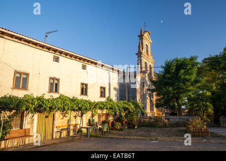 Kirche von Nuestra Señora de Mérida in Agés Dorf in den Jakobsweg, Burgos, Spanien Stockfoto