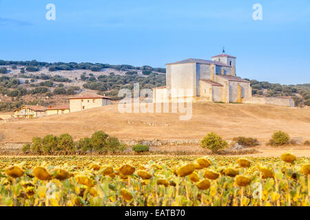 Kirche von San Martín in Atapuerca Dorf in Jakobsweg Burgos, Spanien Stockfoto