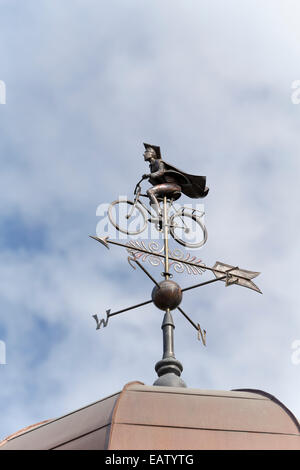 UK, Oxford, der Wetterfahne auf die neuen Schüler Unterkunft Block, Teil des Harris Manchester College. Stockfoto