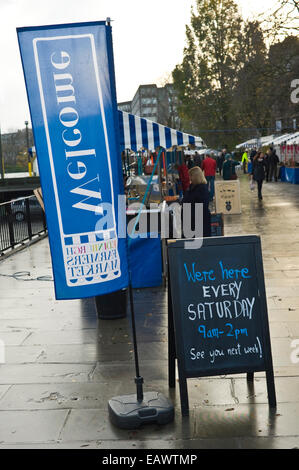 Informationen-Tafel am Edinburgh Farmers Market im Stadtzentrum von Edinburgh Schottland UK Stockfoto