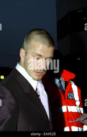 David Beckham vor dem Heimspiel von Manchester United gegen Leeds United in Old Trafford, Manchester, Oktober 2000. Stockfoto