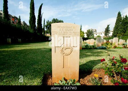 Beirut Libanon. 21. November 2014. Ein Grabstein aus Neuseeland Soldaten begraben an der britischen Soldatenfriedhof in Beirut Libanon von der Commonwealth Gräber Kommission Kredit gepflegt werden: Amer Ghazzal/Alamy Live-Nachrichten Stockfoto